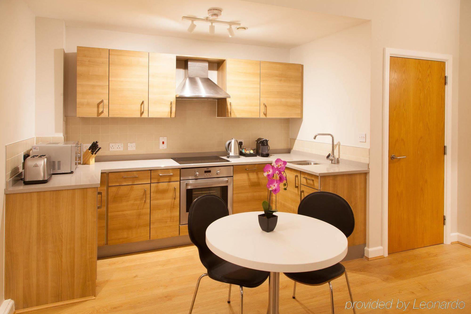 Premier Suites Plus Glasgow Bagian luar foto