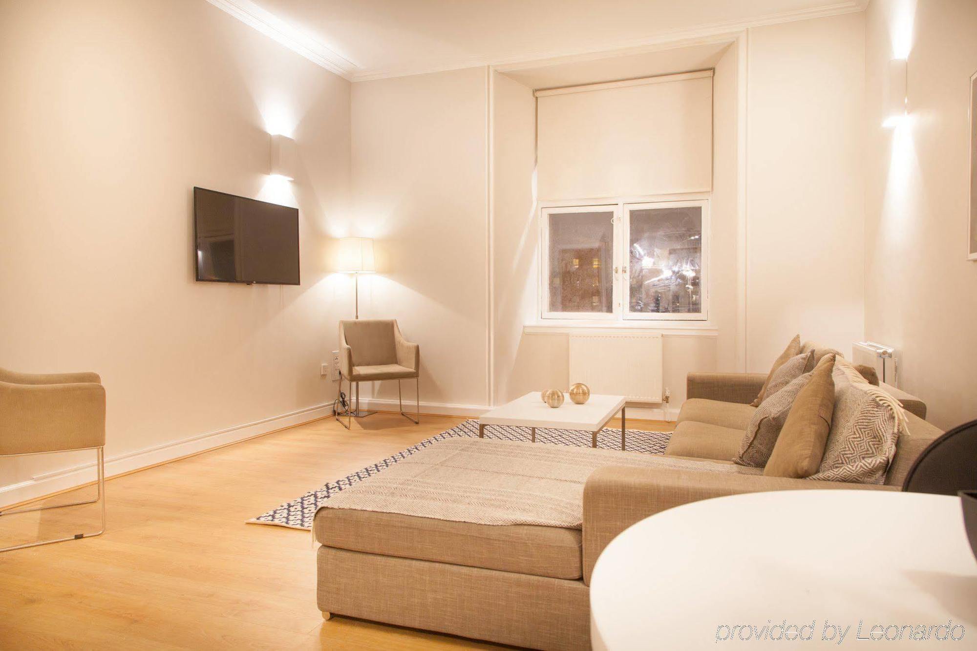 Premier Suites Plus Glasgow Bagian luar foto